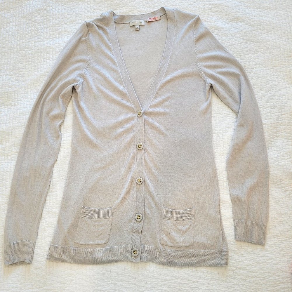 The Limited Fine Knit Cardigan Scandal Edition Light Gray Button Front Cardigan